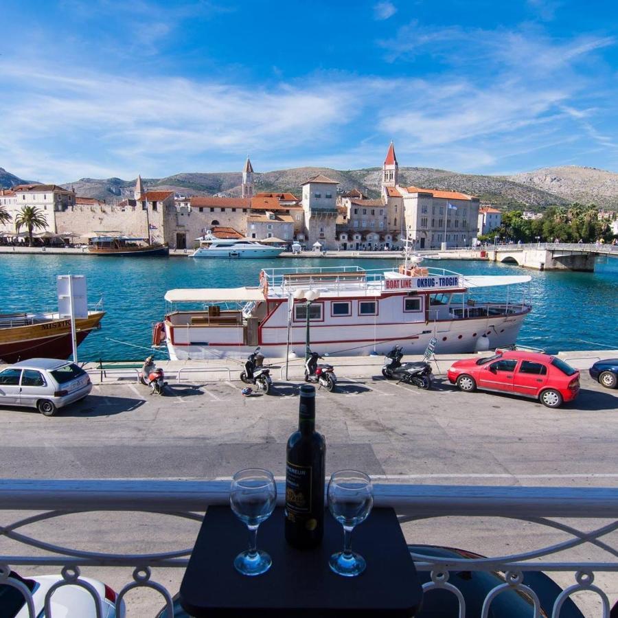 Vila Liza Bed & Breakfast Trogir Ngoại thất bức ảnh