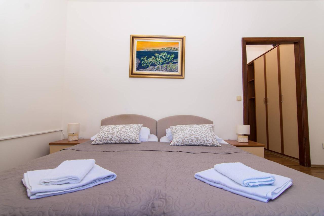 Vila Liza Bed & Breakfast Trogir Ngoại thất bức ảnh
