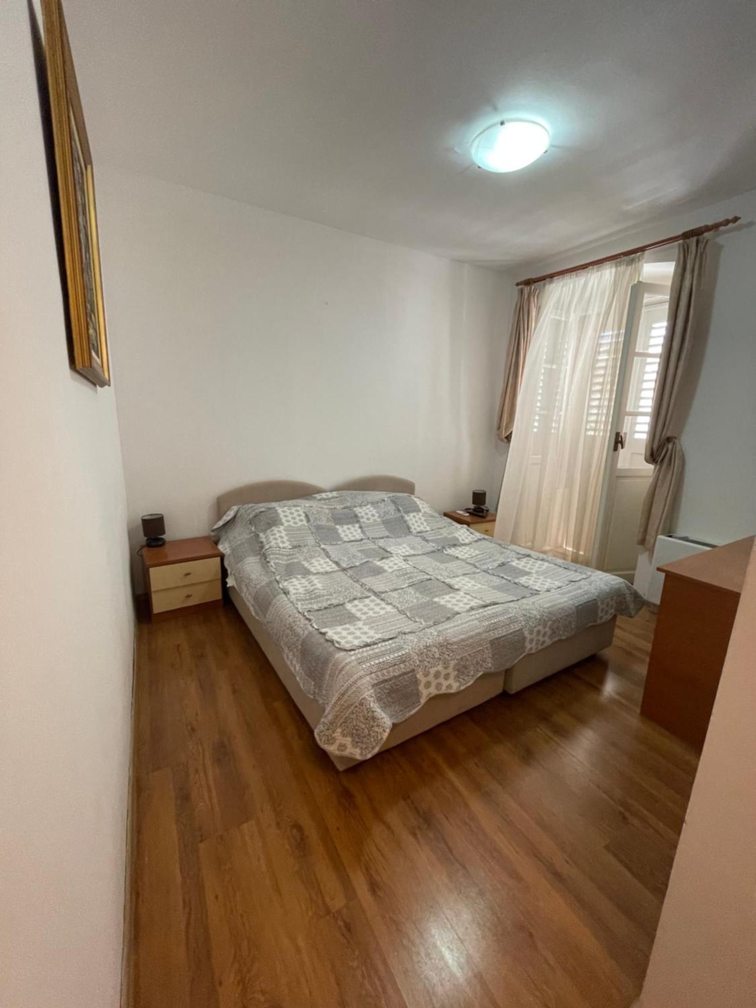 Vila Liza Bed & Breakfast Trogir Ngoại thất bức ảnh